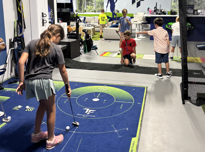 Juniors Landing Carousel - 3